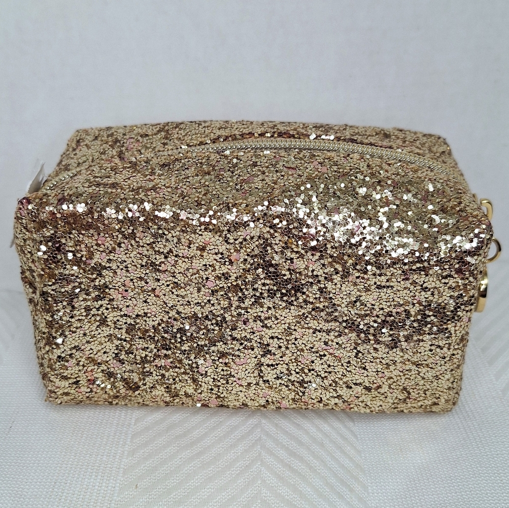 Beautiful Bath & Body Works Gold Glitters Shimmering Zip Pouch a Touch of Pink - Picture 4 of 15